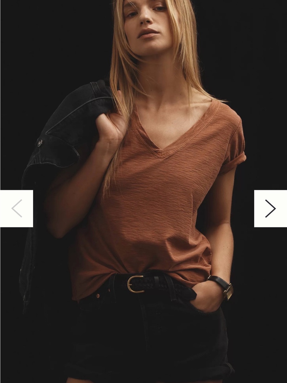 Pilcro V‑Neck Short Sleeve Tee in Rust Brown